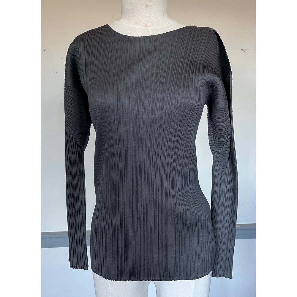 Issey Miyake Grey Women's XS Long Sleeve Top Pleats Please Collection - Picture 2 of 10